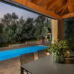 Casa Canziana For 6 People With Private Pool In *