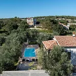 Casa Canziana For 6 People With Private Pool In * Pula